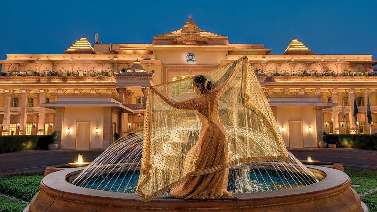 ITC Grand Bharat is inspired by India’s heritage | Photograph by BANDEEP SINGH I Model: Shivani Varma, Kathak dancer | Hair & Makeup: Khushi Jangid; Location ITC Grand Bharat