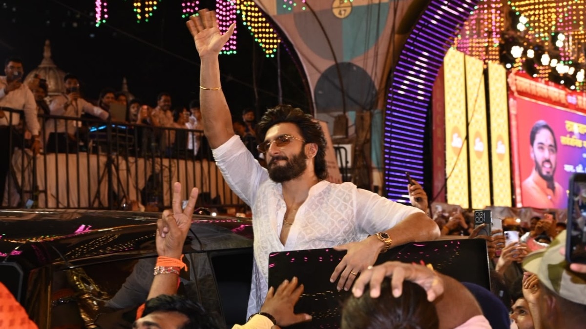 Ranveer Singh to Shilpa Shetty, celebs turn up for Bappa at Lalbaugcha Raja