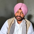 Ravneet Bittu blamed AAP for attack on his convoy in Punjab's Pathankot Ravneet Bittu blamed AAP for attack on his convoy in Punjab's Pathankot