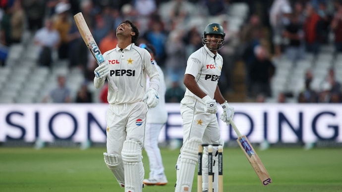 Razaullah forced the game into Day 4 (Courtesy: Reuters) Razaullah