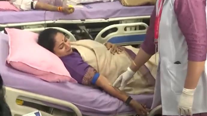 Rekha Gupta also launched Delhi's official organ donation portal and pledged to donate her organs. Rekha Gupta also launched Delhi's official organ donation portal and pledged to donate her organs.