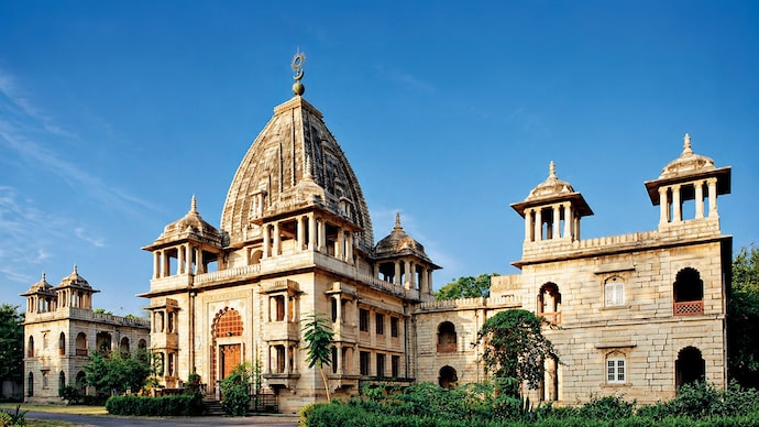 TIMELESS TREASURE: Kirti Mandir, Vadodara