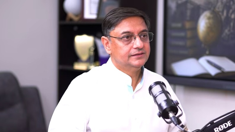 UPSC is not a safe career: Sanjeev Sanyal's career warning on risky bets
