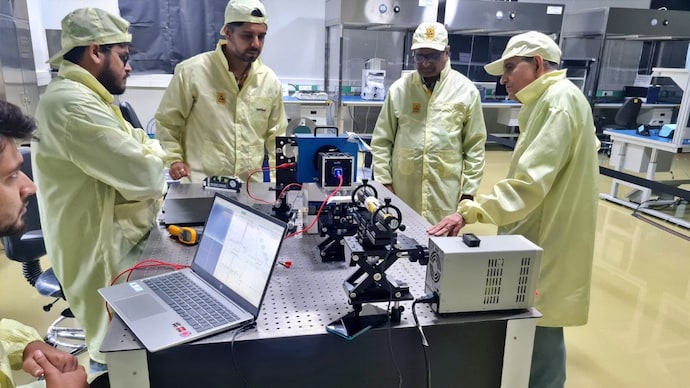 Tapas-1 is designed as a technology demonstrator carrying a long-wave infrared sensor. (Photo: Satleo Labs) Satleo labs Tapas-1 launch