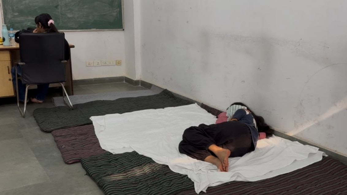 Exclusive: 70 DU students slept on Venky classroom floors, says principal