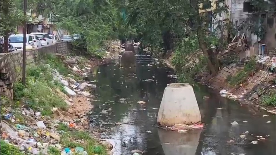 Scindia fumes over 'corruption' in Rs 113 crore sewer project in Madhya Pradesh