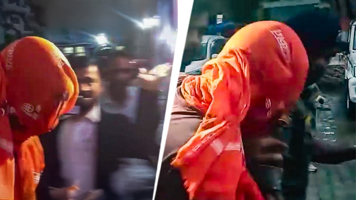 Lawyer Akash Pandey slaps Hareram Yadav, accused in the Jamui minor molestation case, at the court premises in Bihar. (Source: ITG)