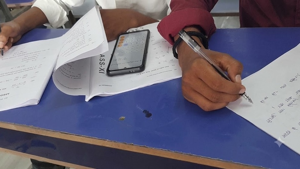 Bihar students caught using mobile phones during exam, school headmistress faces action