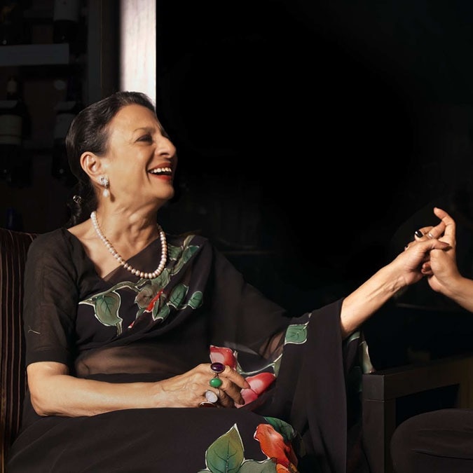 Archives (2012) | One can’t make out between the heroine and vamp now: Tanuja
