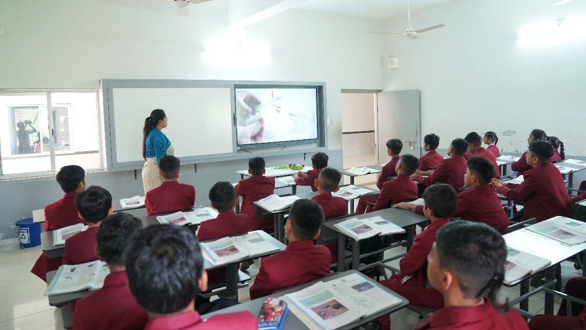 Congress MLA issues notice to 180 Karnataka teachers over students learning gaps