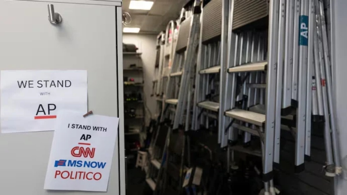CNN, 2 other media outlets banned by Trump seek extension of White House relief