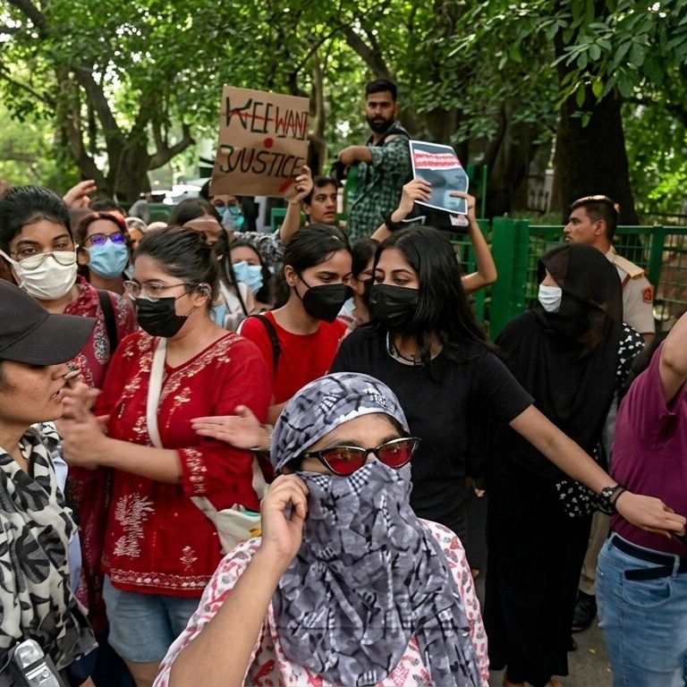 LSR classes put on hold as students protest after Kalkaji gangrape