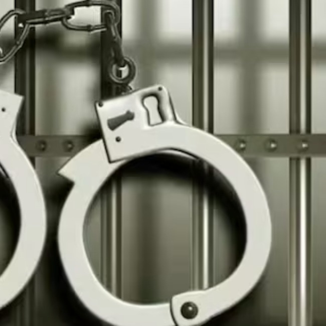 Ex-pantry worker arrested for train thefts; Rs 11 lakh, gold, gadgets recovered