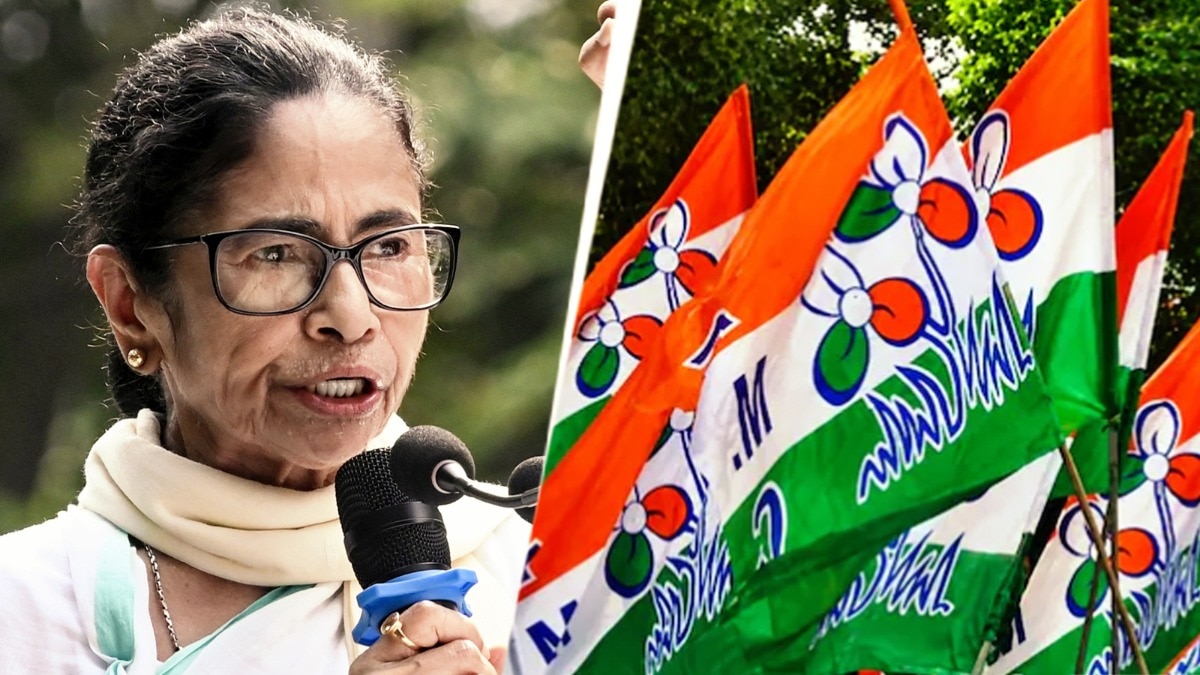 The Mamata Banerjee-led TMC faction has protested against the ECI order to freeze name and symbol for the Oct 6 bypolls. (PTI Photo) TMC name-symbol freeze