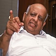 TN Seshan had built a formidable reputation as a no-nonsense CEC who took on politicians and officials. (India Today Archive) TN Seshan had built a formidable reputation as a no-nonsense CEC who took on politicians and officials. (India Today Archive)