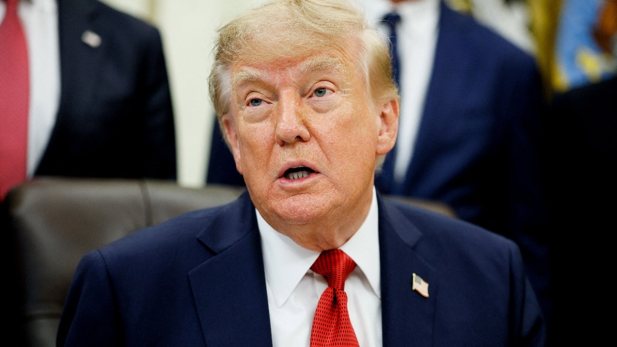 Yemen asked US to provide military support against defiant Houthis. Trump held back