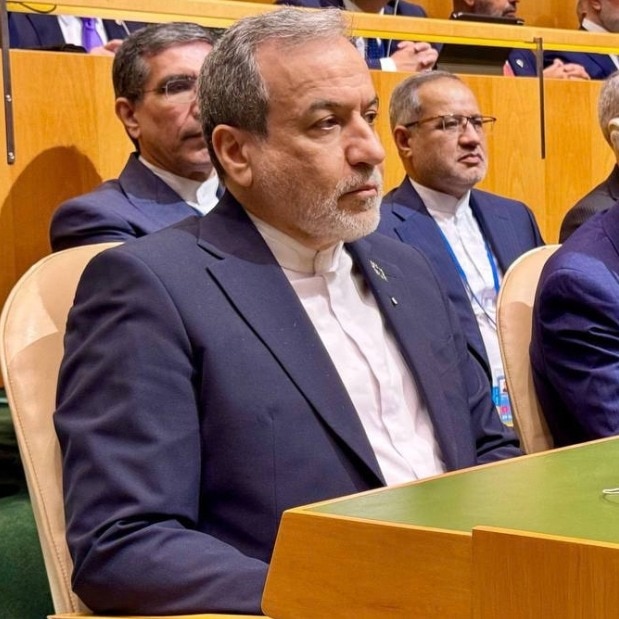 US, Iran hold 3-hour meeting at UN; Tehran submits conditions to reopen Hormuz