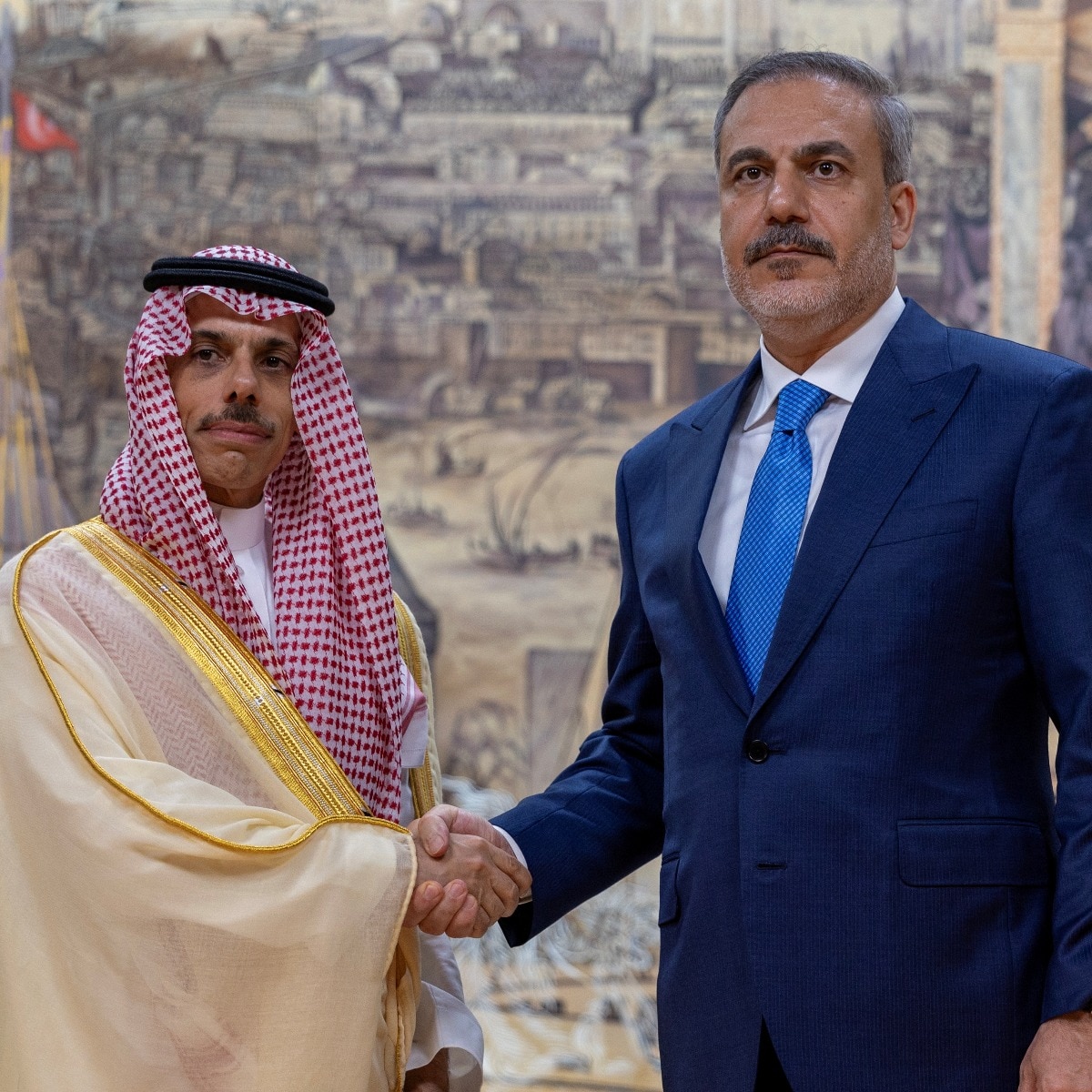 Turkey offers military help to Saudi under Mecca pact amid Houthi attacks