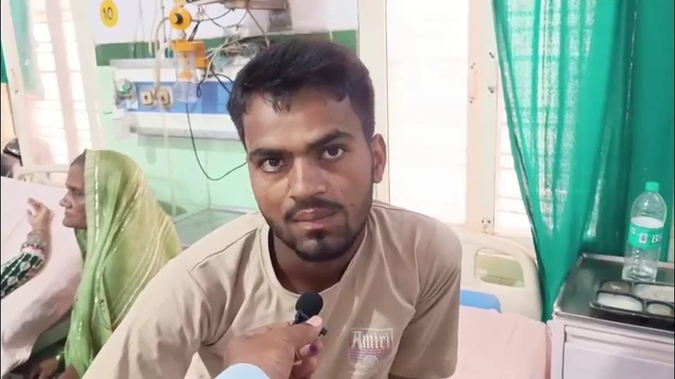 UP man gets bitten by snake, he goes to hospital carrying reptile in bag