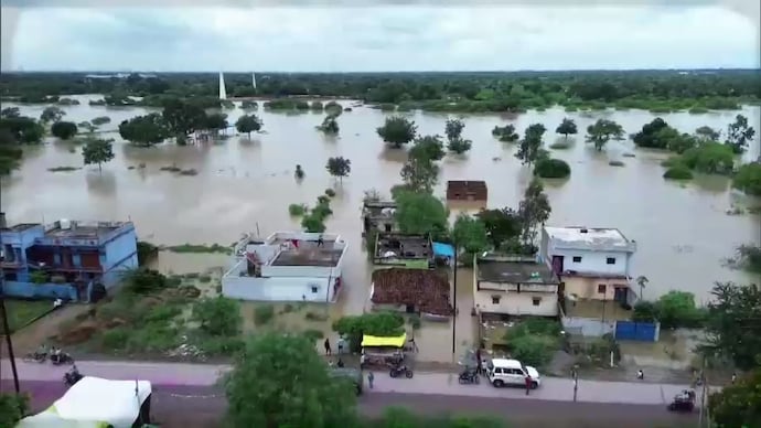 UP rain toll hits 56 as rising rivers deepen flood threat. (Representative image) UP rain
