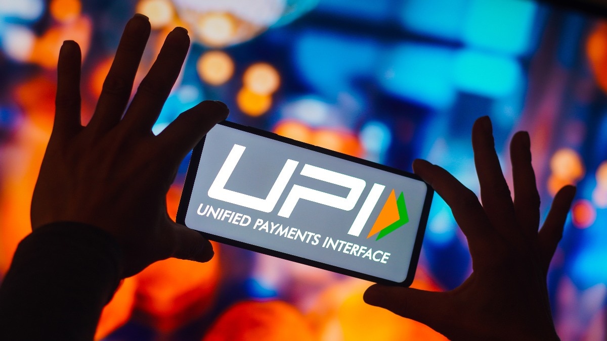 On what legal basis, who earns? SC asks government to explain UPI MDR charge