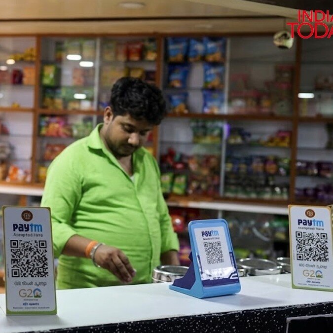 It's not a tax: Ex-SBI chairman backs 0.4% fee on large UPI payments