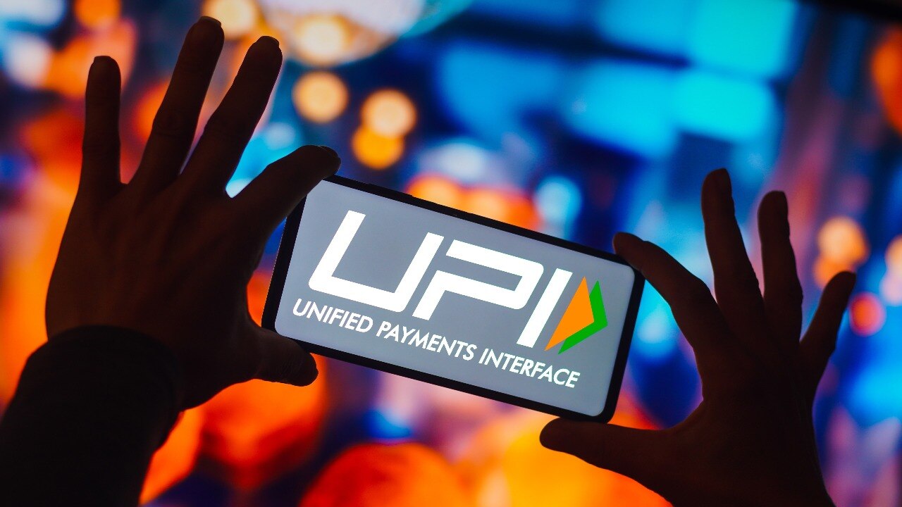 UPI ने अगस्त में 24.5 बिलियन लेनदेन का आंकड़ा पार किया: डिजिटल भुगतान में भारी उछाल