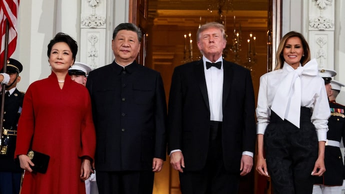US President Donald Trump and first lady Melania Trump welcome Chinese President Xi Jinping and his wife, Peng Liyuan, to the White House ahead of a state dinner. (Photo: Reuters) US President Donald Trump and first lady Melania Trump welcome Chinese President Xi Jinping and his wife, Peng Liyuan, to the White House ahead of a state dinner. (Photo: Reuters)