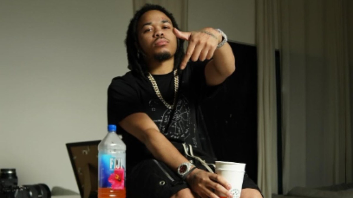 US rapper killed in Chicago ambush, 6 gunmen fire more than 50 shots