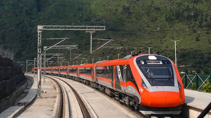The Railway Board has approved a six-day Vande Bharat Express service between Surat and Udaipur.(File Photo- PTI)