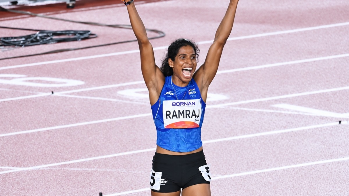 Vithya Ramraj doubles up with 400m hurdles bronze after relay silver