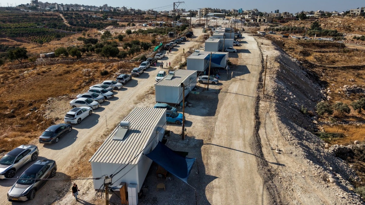 UK, France, Canada sanction Israeli West Bank settlements, back two-state solution