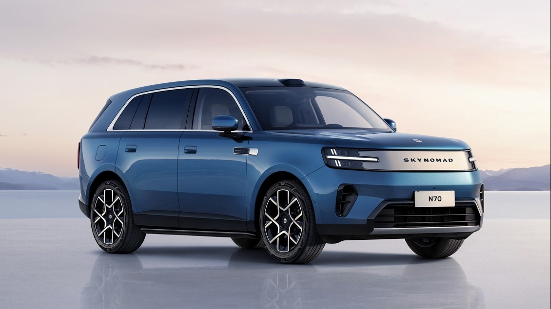 Luxury SUV Redefines Travel with Second Floor, Integrated Bed, and Floor Heating