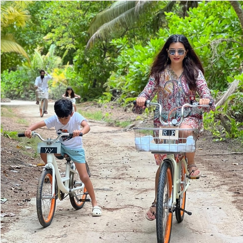 Yash steps away from Toxic buzz for a beach holiday with family