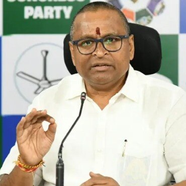 Ganesh idols left in dry canals, YSRCP attacks Andhra govt over water arrangements