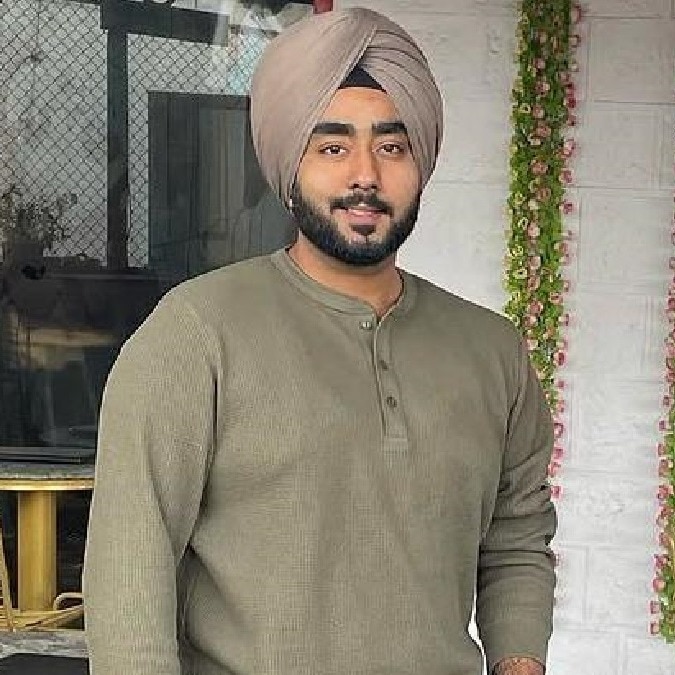 Messages from murdered Delhi man’s phone kept family in dark for 2 days