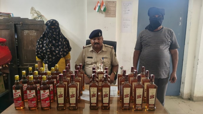 2 Bihar rail cops go from booze seizure to being the accused 2 Bihar rail cops go from booze seizure to being the accused