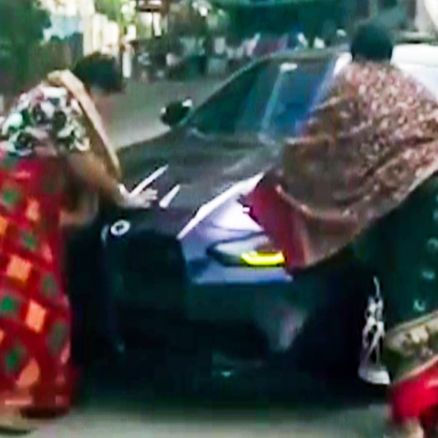 Video: 4 men pose as transgenders to extort BMW owner in Hyderabad, arrested