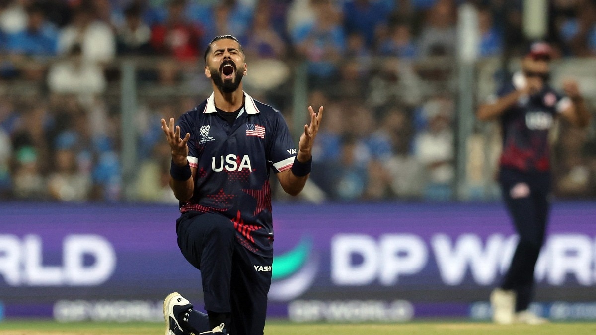 Watch: Fast bowler's bouncer goes over wicketkeeper's head for a six