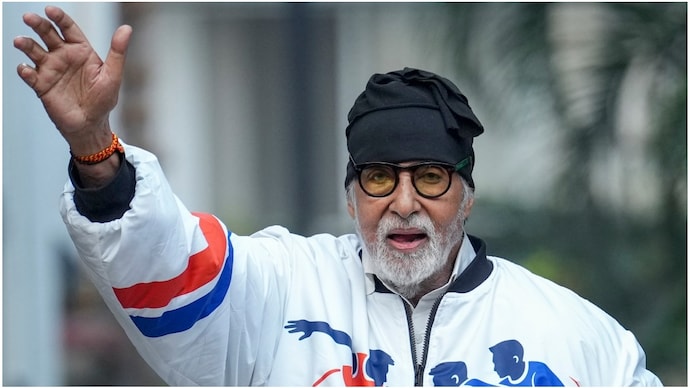 Amitabh Bachchan: 84 साल के अमिताभ बच्चन को डॉक्टरों ने दी आराम की सलाह, फैंस हुए परेशान 5 amitabh bachchan 213758876