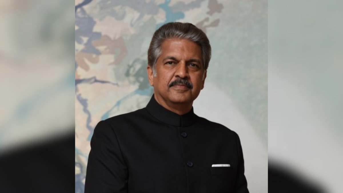 Anand Mahindra's response to fan's 20-year prediction about his lifespan is pure gold