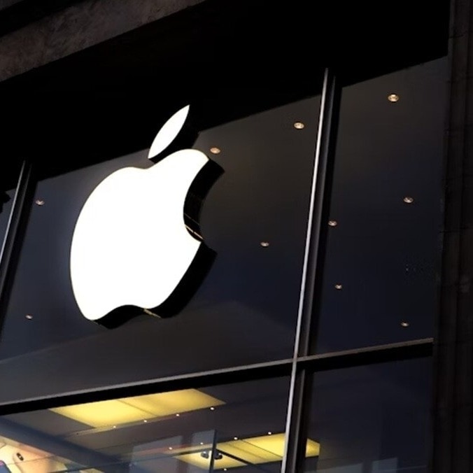 Apple reportedly planned to cut over 5000 jobs. 