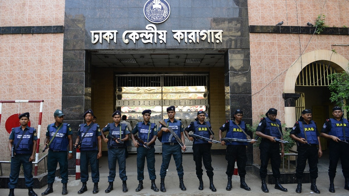 Over 160 Indians stuck in Bangladesh jail despite completing term, awaiting return