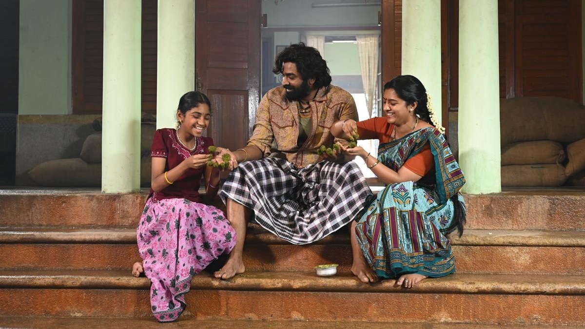 Baththa review: Vijay Sethupathi's gangster tale is all heart, humour and nostalgia
