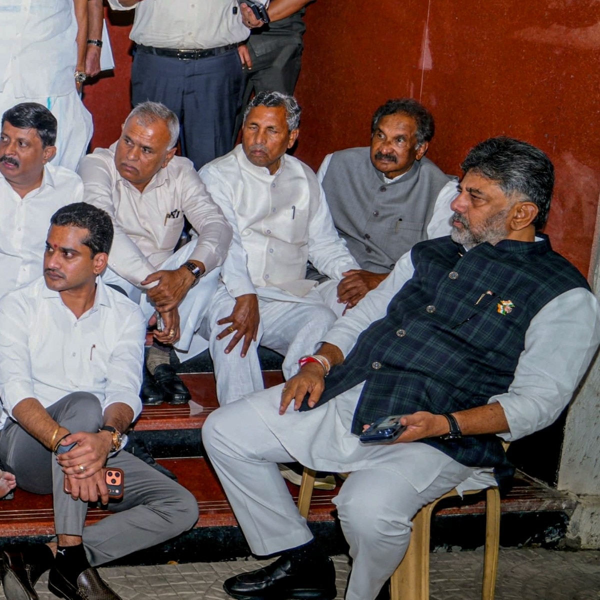 Karnataka CM DK Shivakumar stages dharna at CEO office over voter deletion row