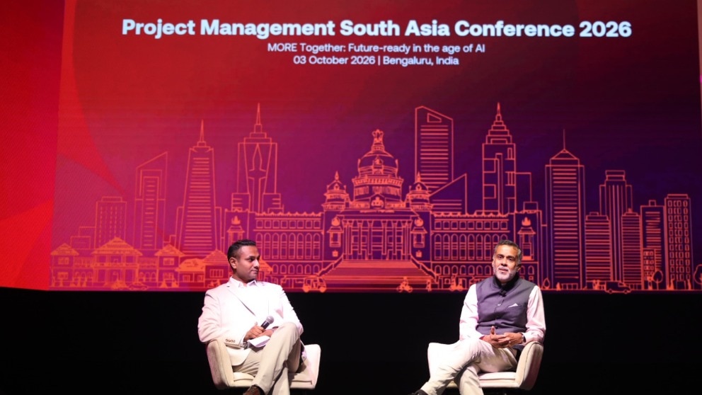 4 hours a day is enough: Chetan Bhagat says prioritise your work, not the clock