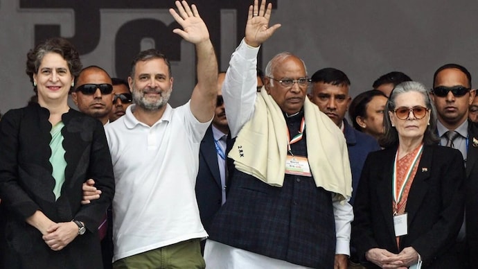 Delhi Police lays down conditions for Congress rally at Ramlila Maidan on November 1 (Photo: PTI) congress up rally 2027 assembly election political active