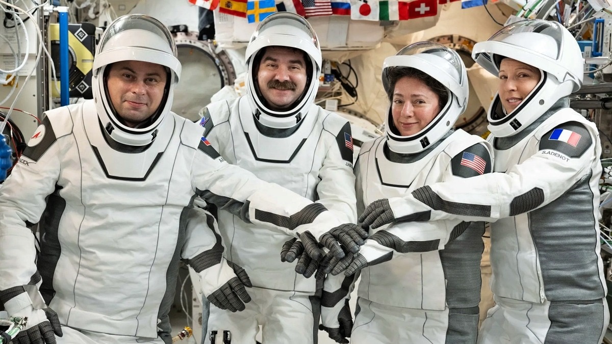 Four astronauts to undock from Space Station after eight-month mission