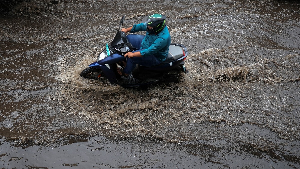 Heavy rain batters Delhi-NCR, IMD issues red alert; flight ops remain normal