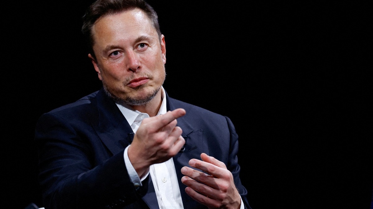 Musk urges Anthropic to give pledged shares directly to people